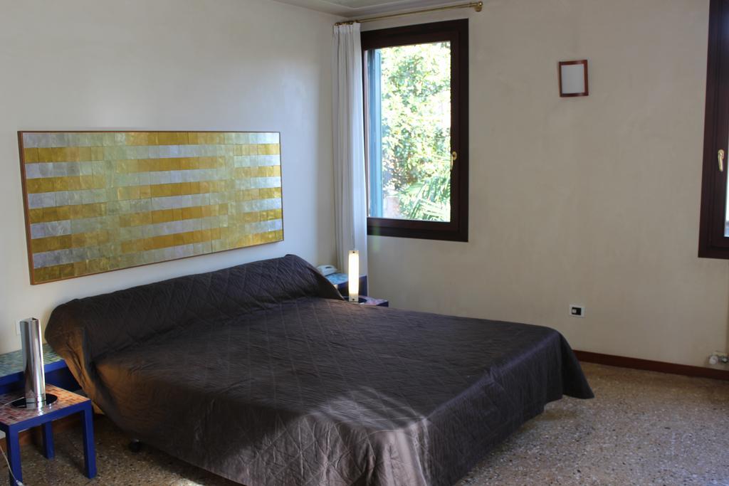 לינה וארוחת בוקר ונציה Domus Orsoni מראה חיצוני תמונה